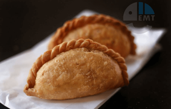 Bánh gối kiểu Ấn Độ – Curry Puff (2)