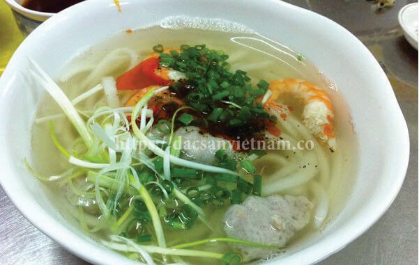 [ 2019] Top 19 Món ăn vặt ngon ở Huế và 20 Quán ăn vặt nổi tiếng 18