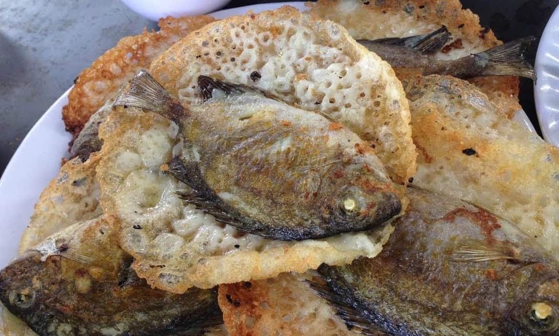 Bánh xèo cá kình làng Chuồn