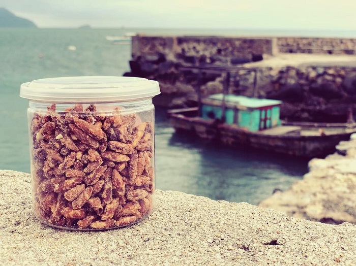 Mứt hạt bàng Côn Đảo - đặc sản ngon nức tiếng ăn một lần nhớ mãi